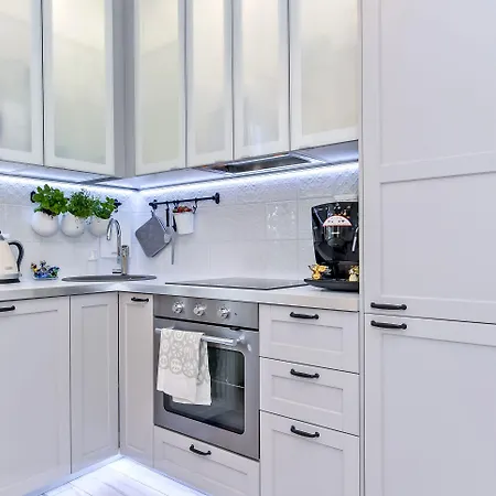 Hotel Harbor Black Pearl