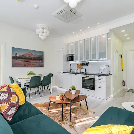 Harbor Black Pearl Hotel