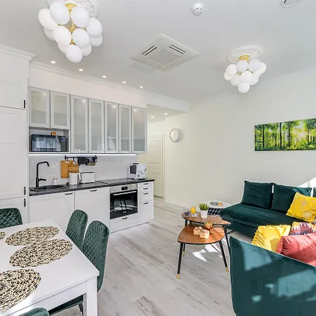 Harbor Black Pearl 4*