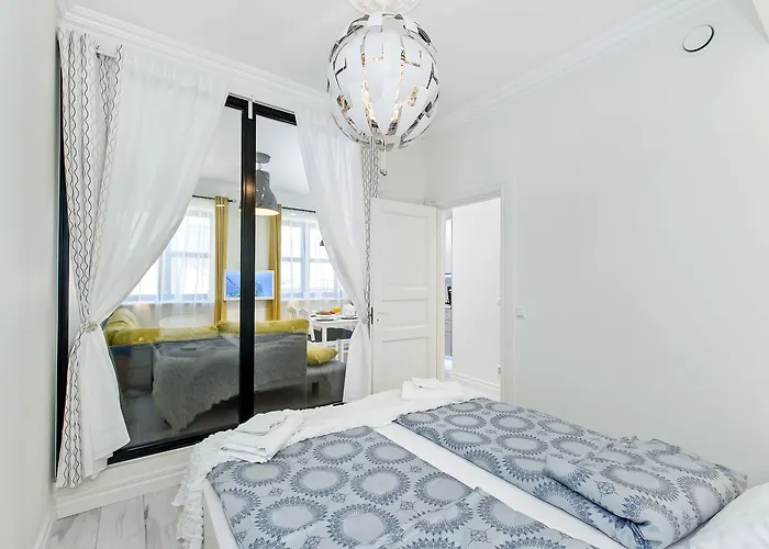 Otel Harbor Black Pearl