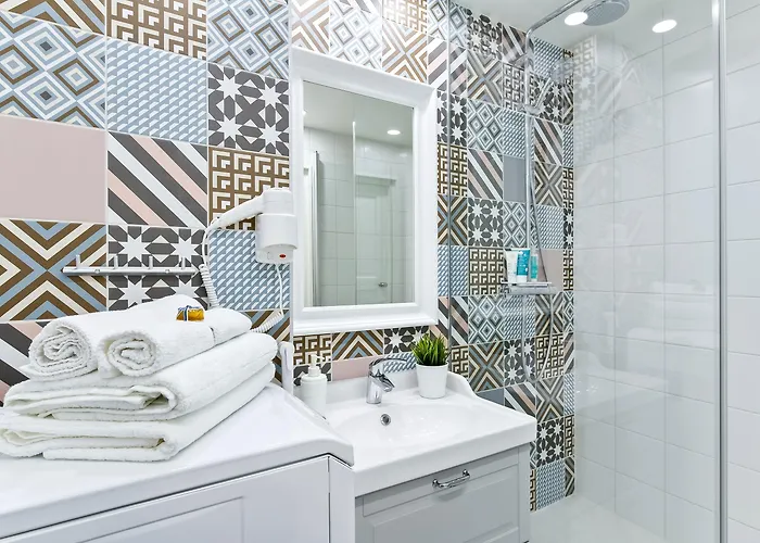 Hotel Harbor Black Pearl 4*